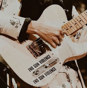 Meet your Posher, Eve